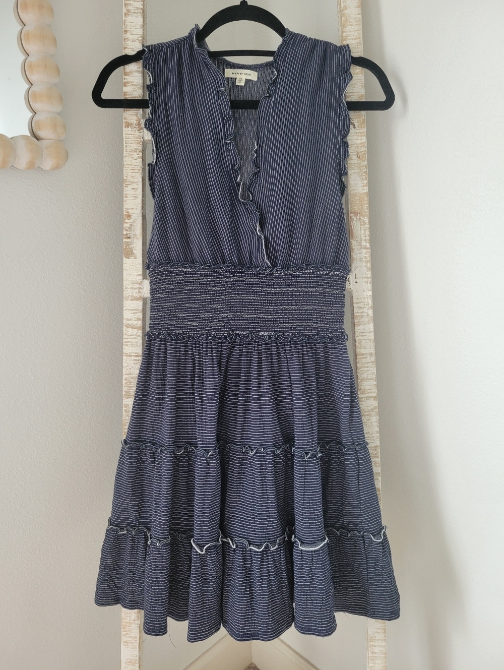 Max Studio Cotton Blend Pinstripe Ruffle Edge Vneck Dress Sz Xs - Picture 2 of 9